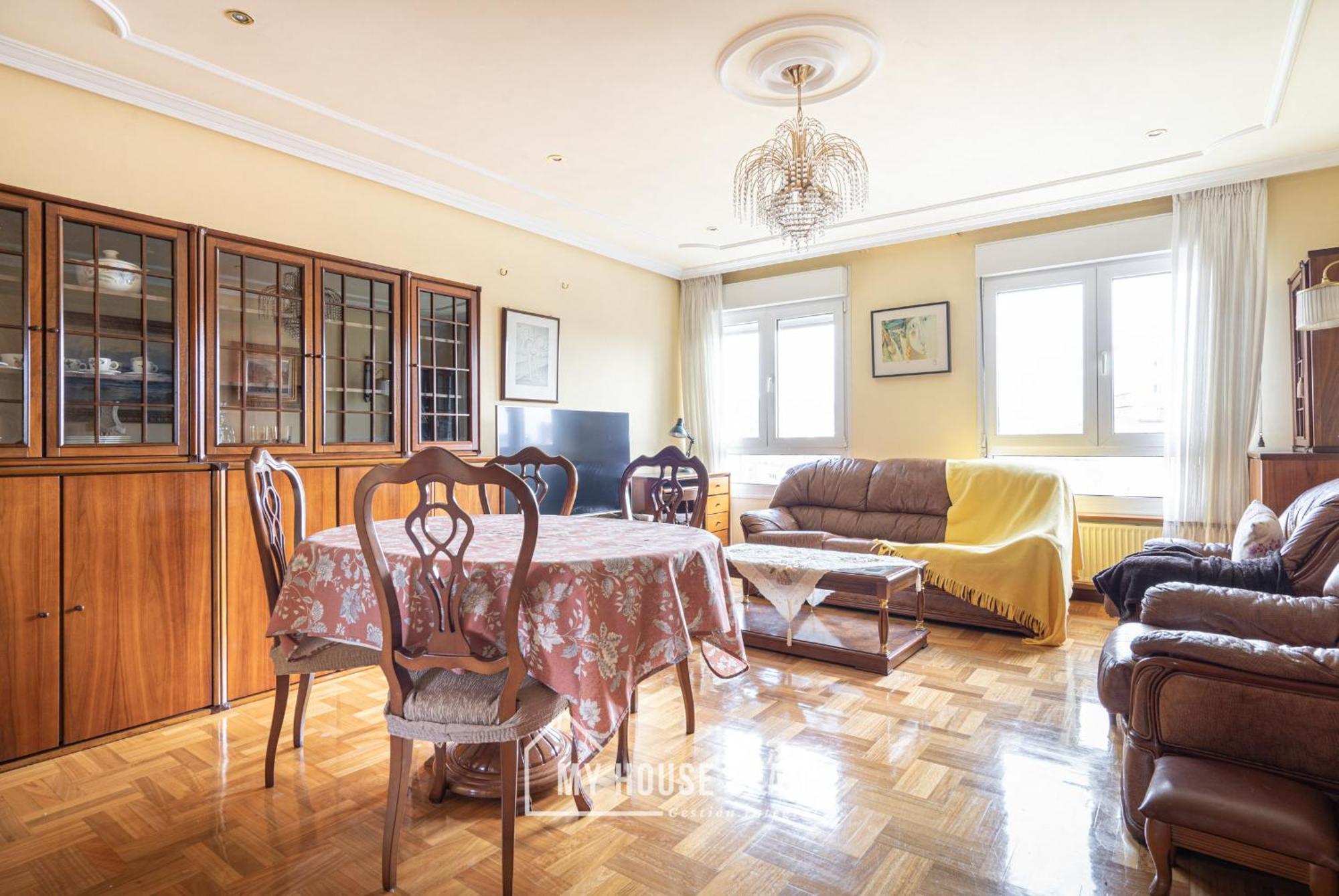 Myhousespain - Amplio Apartamento Con Vistas En Pleno Centro Gijon Bagian luar foto