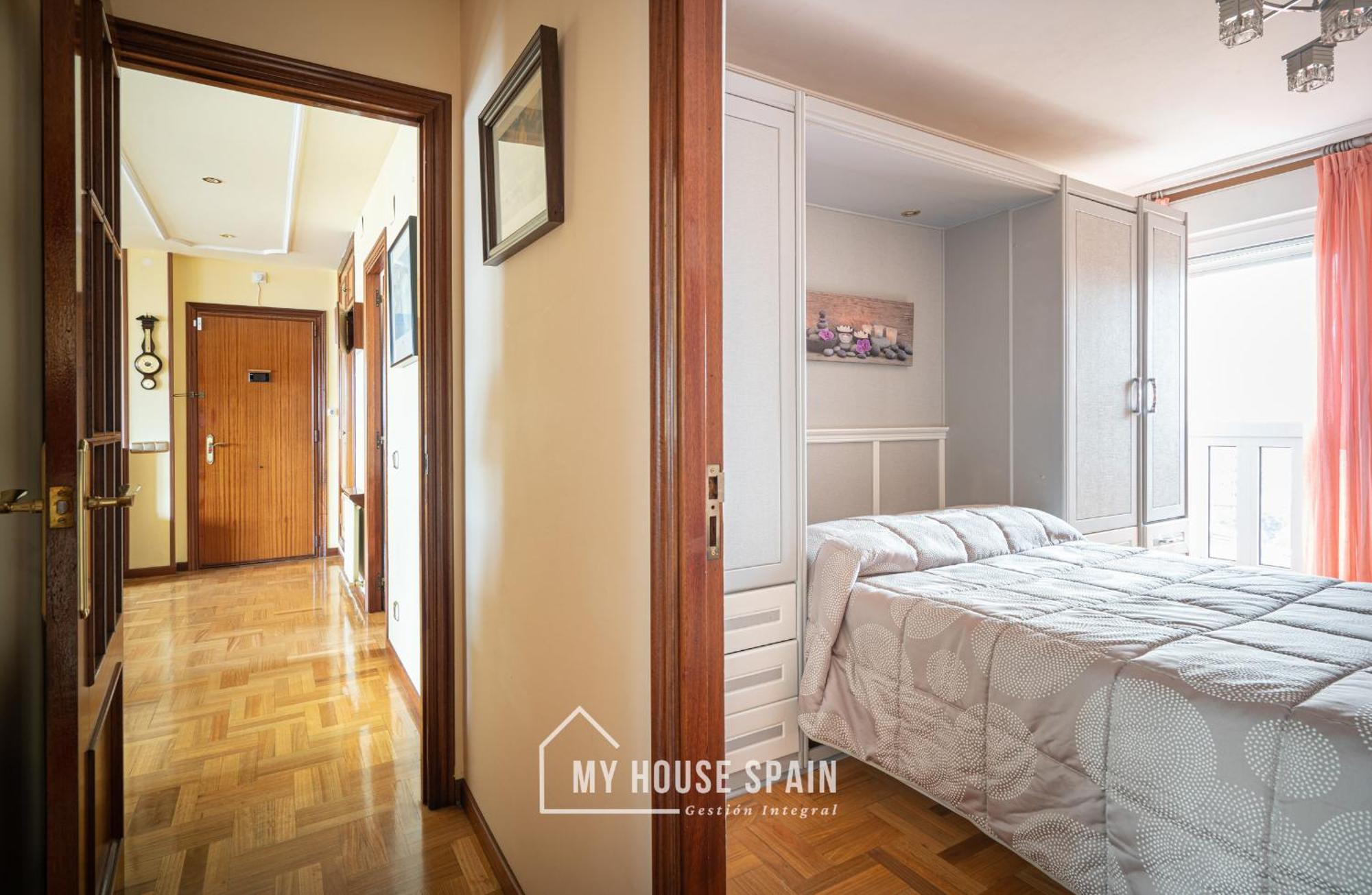 Myhousespain - Amplio Apartamento Con Vistas En Pleno Centro Gijon Bagian luar foto